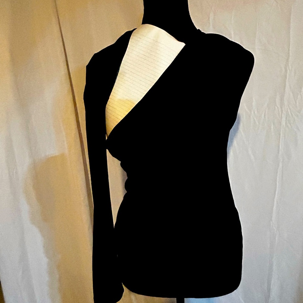 NWT one sleeve blouse